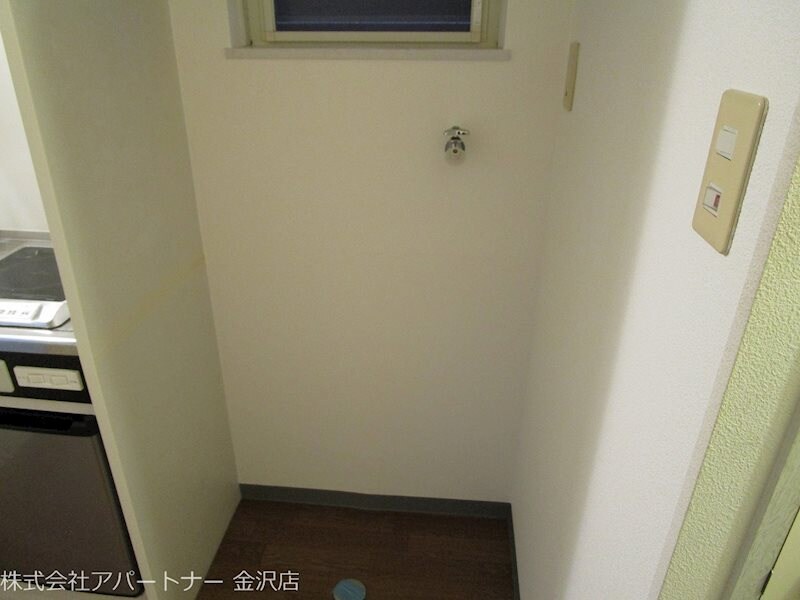 物件内観写真9　(室内洗濯機置き場)