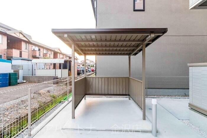 物件内観写真16　(駐輪場)