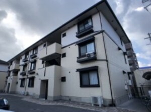アベニューＡ棟外観写真