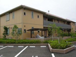 シャーメゾン北野田外観写真