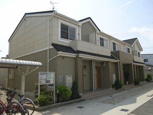 ホワイトオーク箕土路２番館外観写真