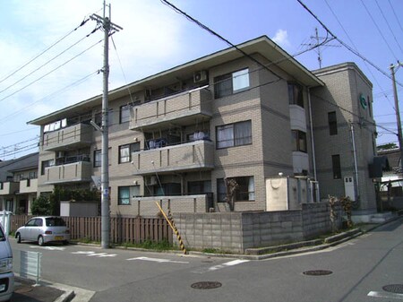 シークハウス外観写真