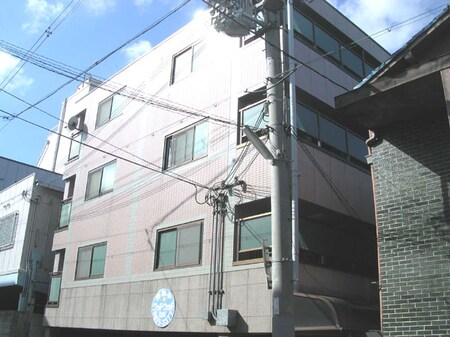 シャトー中三外観写真