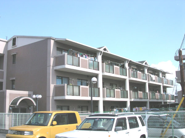 フレミール上マンション