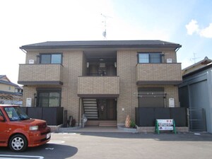 シャルムポポ外観写真