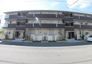 パークサイドヴィラ中百舌鳥外観写真