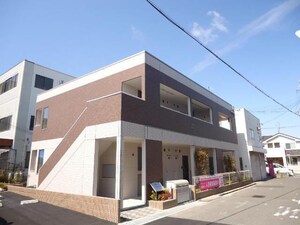 ファミーユ外観写真