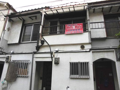 肥子町貸家