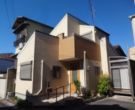 吉井町４丁目一戸建