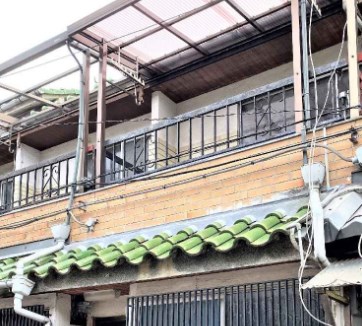諏訪森町西４丁貸家