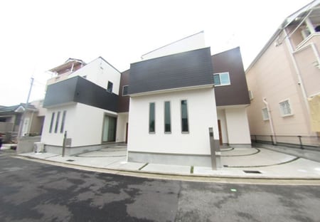 堺市西区鳳西町３丁　一戸建て外観写真