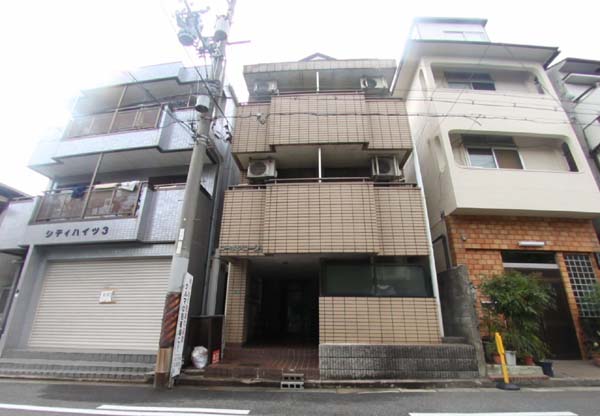 コーポグローリー
