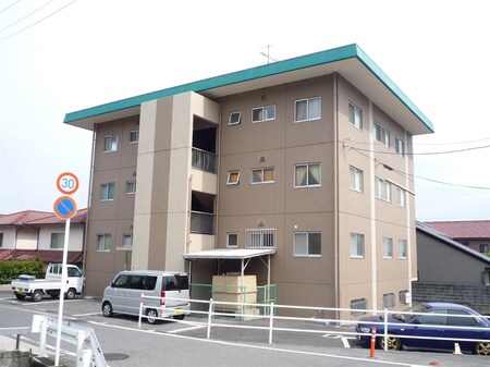 中島マンション外観写真