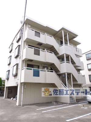 駒金屋１１マンション外観写真