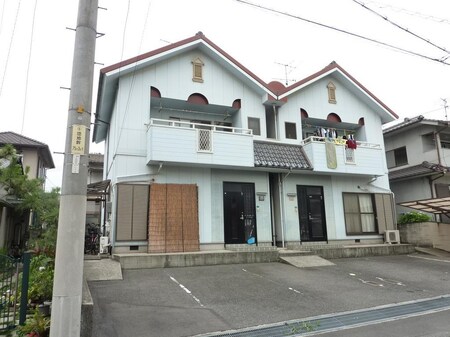 山本東陽台貸家外観写真