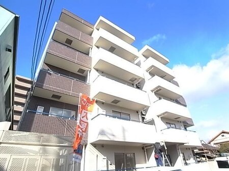 Maison　de　QuatreIII（メゾン　ド　キャトルIII）外観写真