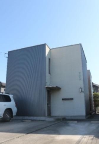 ユニライフ