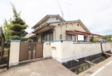 津之郷町永井貸家外観写真