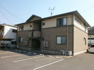 クリスタルガーデン　III棟外観写真