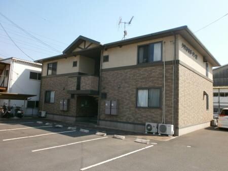 クリスタルガーデン　III棟外観写真