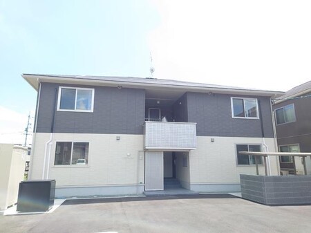 アイリス(大門町2丁目)外観写真