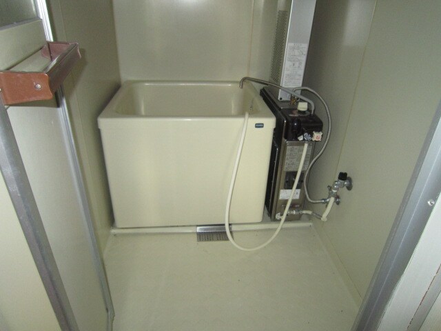 物件内観写真5　(シャワー付きバランス釜)