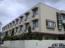 長野電鉄長野線 本郷駅 3階建 築37年の外観写真