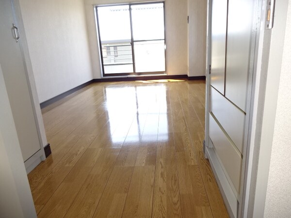 洋室(日当たりもとてもいいです。)