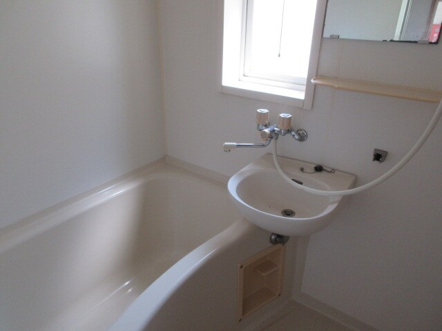 物件内観写真4　(浴室)