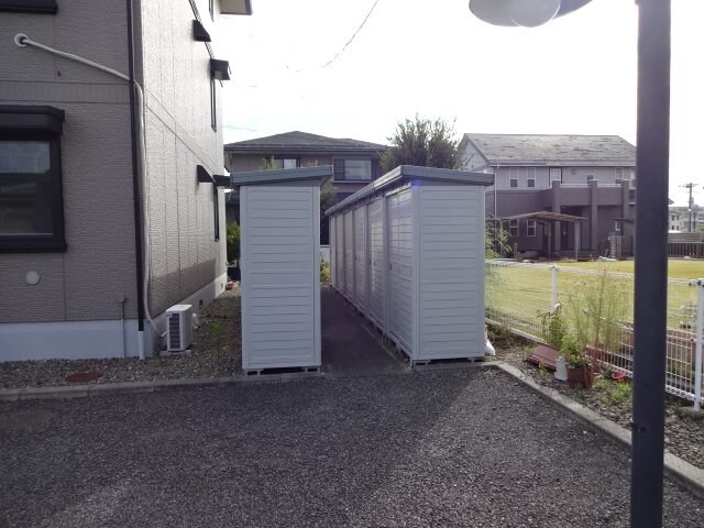 物件内観写真27　(物置)