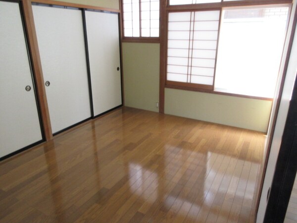 洋室(個人の部屋や寝室として使える洋室です)