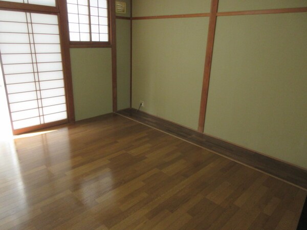 洋室(広々とした洋室です)