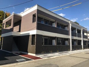 ウィングコート善光寺下外観写真