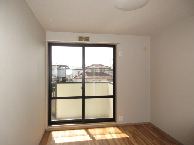 物件内観写真11　(洋室（2）)