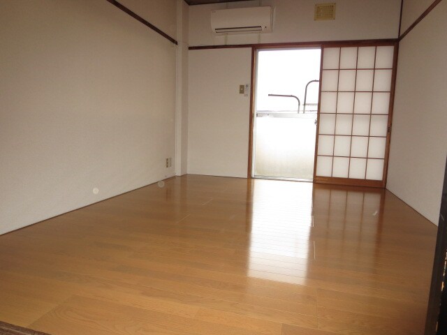 物件内観写真14　(室内)