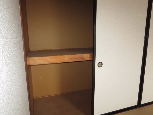物件内観写真16　(収納)