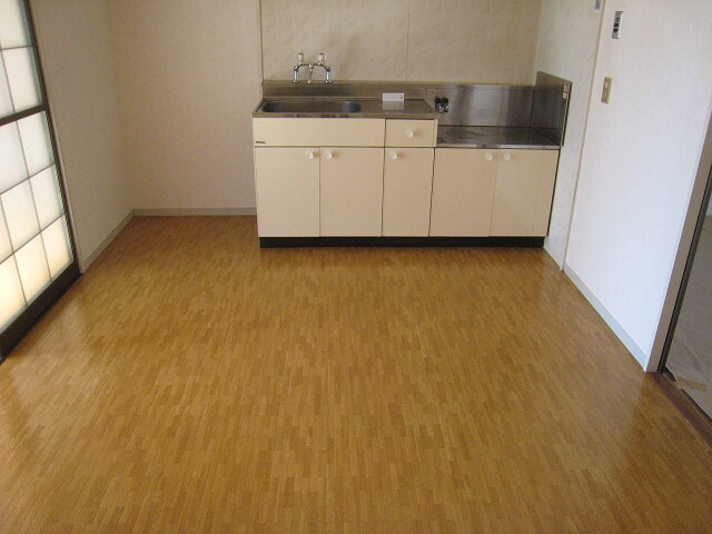 物件内観写真2　(キッチン)