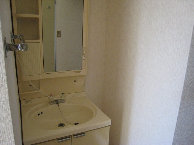 物件内観写真8　(洗面所)