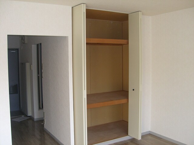 物件内観写真5　(室内)