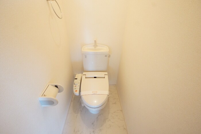 物件内観写真10　(トイレ)