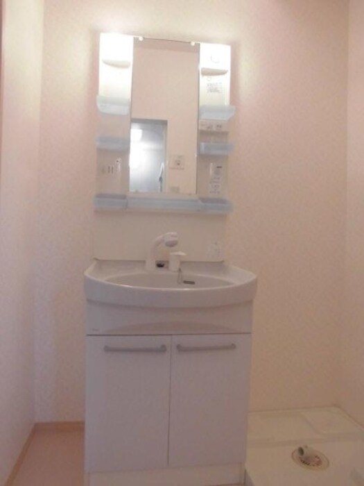 物件内観写真6　(洗面)