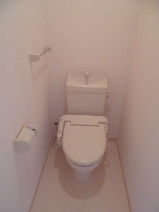 物件内観写真7　(トイレ)