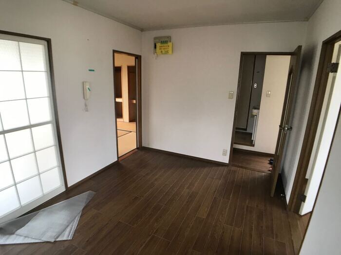 物件内観写真5　(ダイニング2)