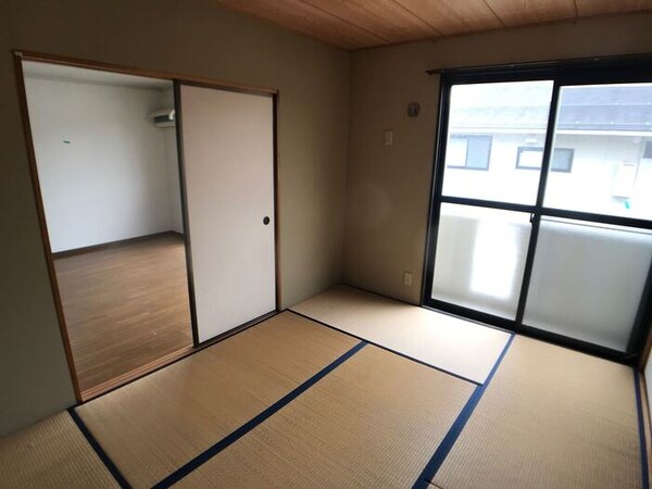 和室(和室1)