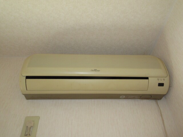 物件内観写真11　(エアコン)