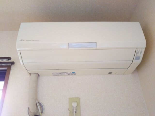 物件内観写真12　(エアコン)