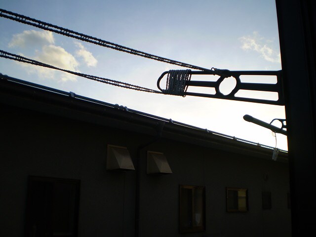 物件内観写真9　(物干しバー)