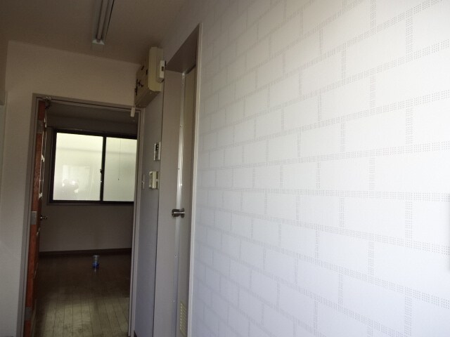 物件内観写真11　(きれいな玄関です)