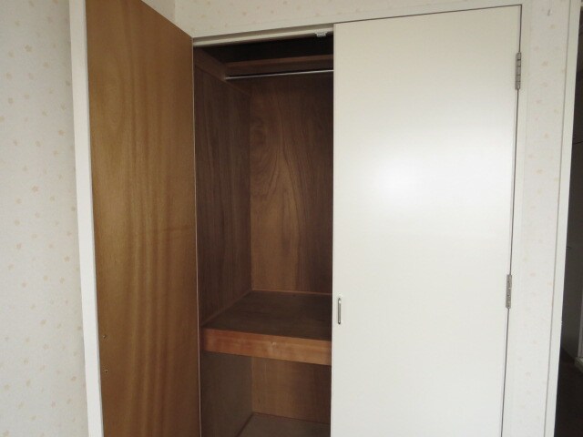 物件内観写真7　(十分な収納スペースがあります)