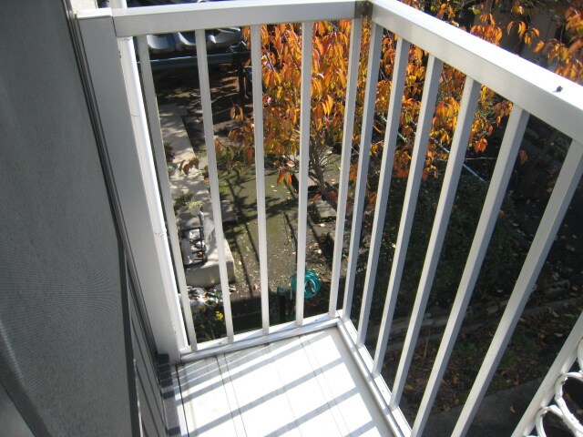 物件内観写真7　(ベランダ)